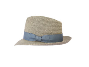 Sombrero clásico gris con banda azul y detalle de lazo.