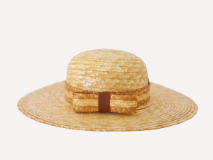 Sombrero de paja con lazo de cuero.